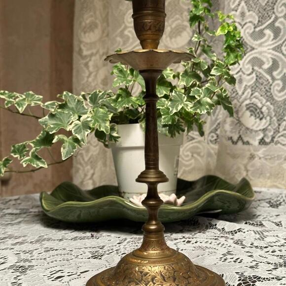 Elegant Vintage Ornate Brass Candlestick Holder - Picture 3 of 9